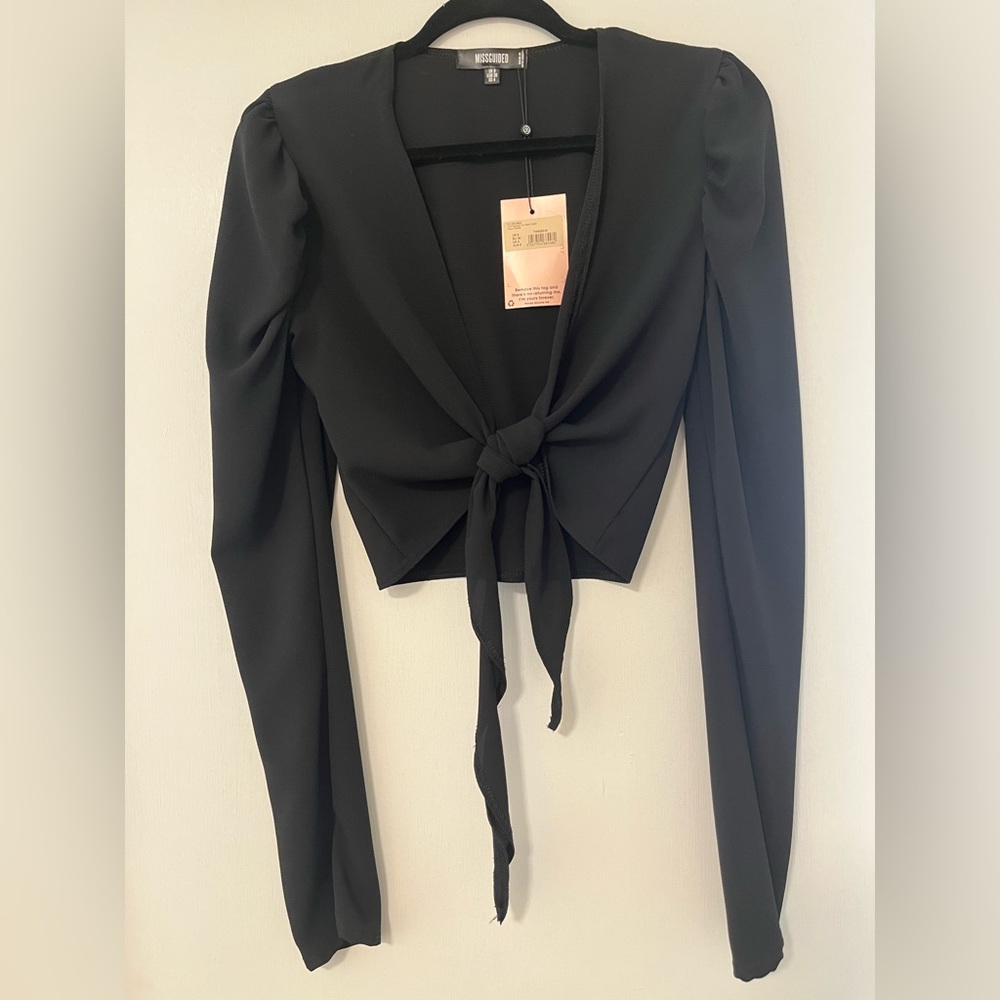Missguided black front tie long sleeve crop top. Size US 4.